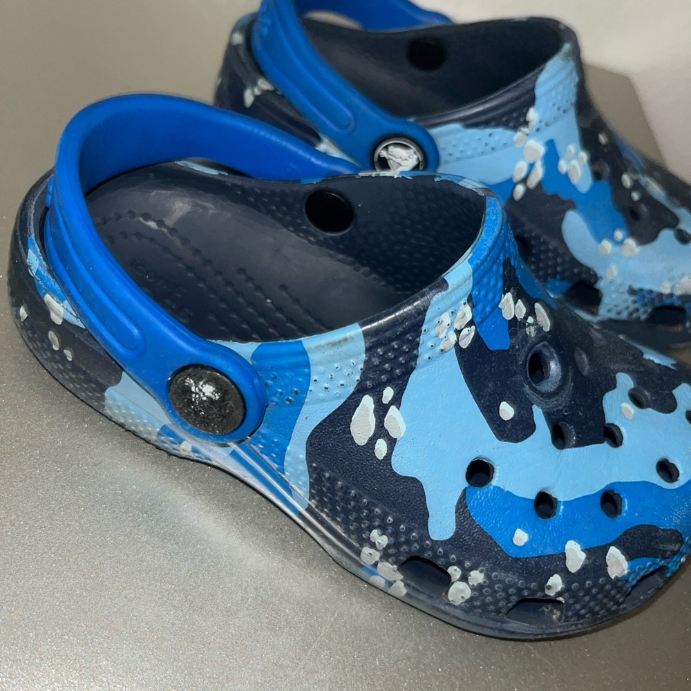 🩶KIDS CAMO CROCS🩶